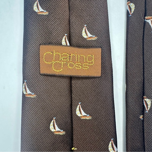 NWT x VINTAGE Sailboat Embroidered Brown Patterned Tie by Charing Cross 3” - Picture 5 of 6